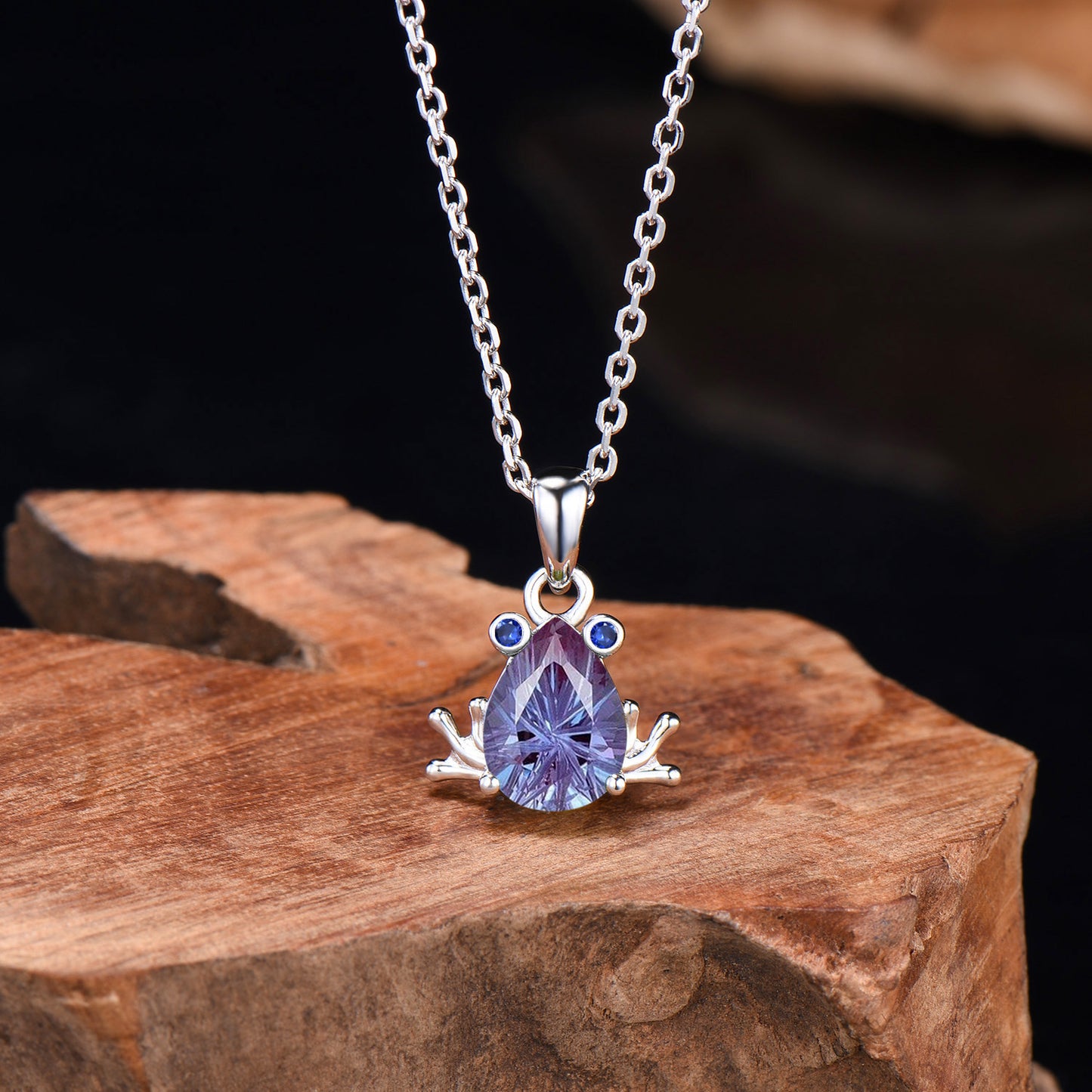 Firework Cut Color-change Alexandrite Frog Necklace Three Stone Animal Inspired Wedding Pendant Proposal Anniversary Gifts For Women