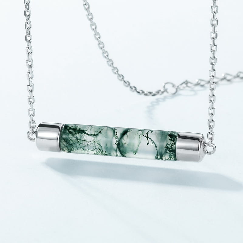 The Verdant Horizon | Horizontal Bar Moss Agate Necklace