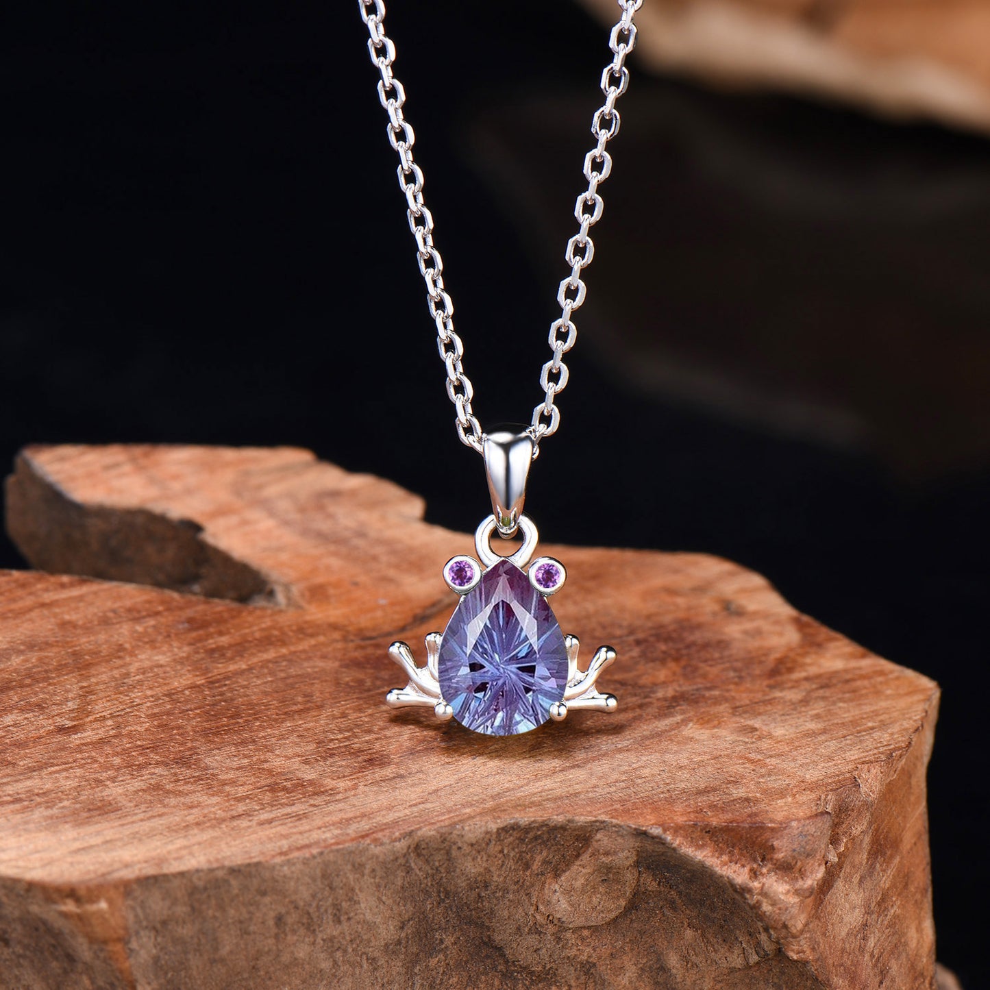 Firework Cut Color-change Alexandrite Frog Necklace Three Stone Animal Inspired Wedding Pendant Proposal Anniversary Gifts For Women