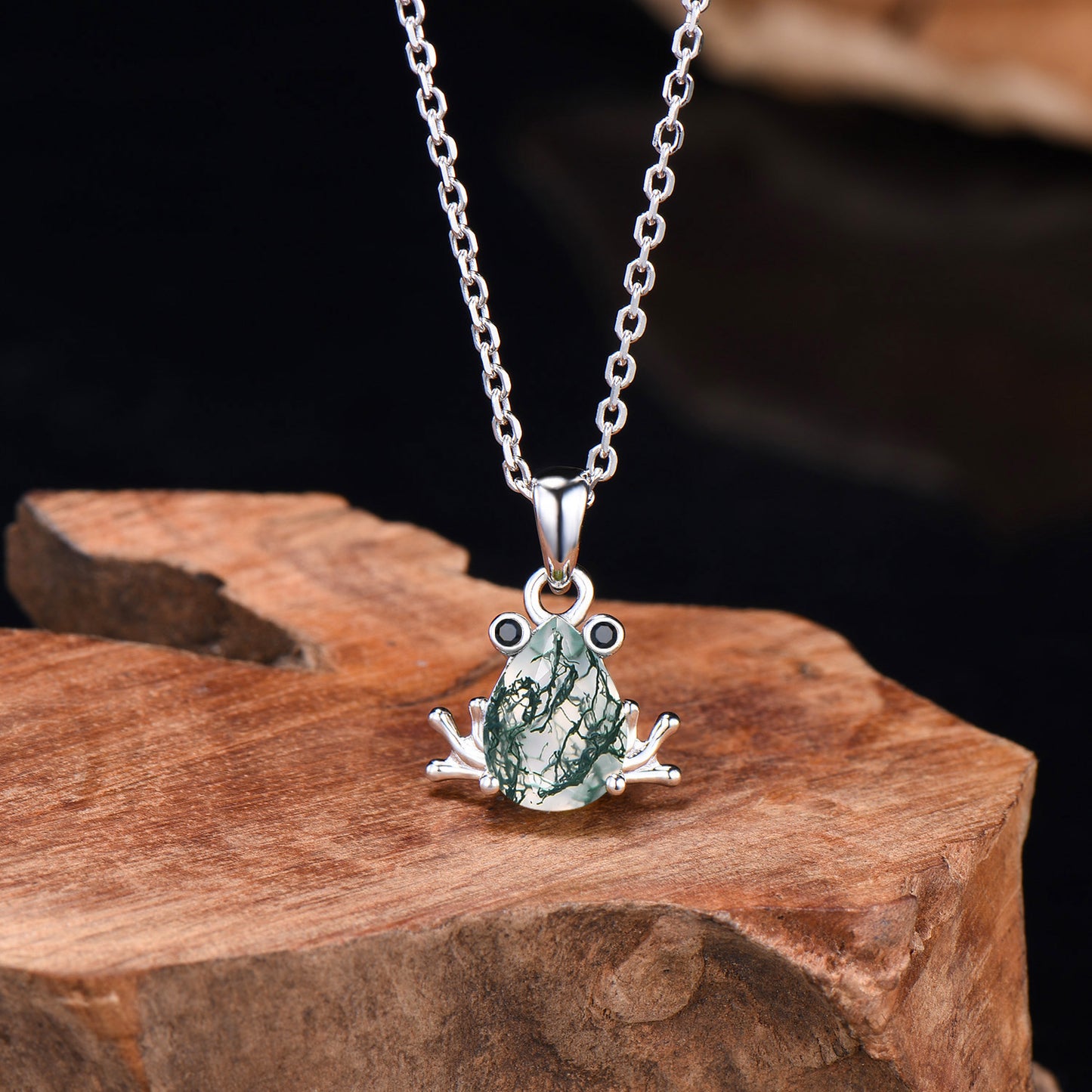 Unique Teardrop Cut Natural Moss Agate Frog Wedding Necklace Three Stone Animal Inspired White Gold Pendant Anniversary Gifts For Women
