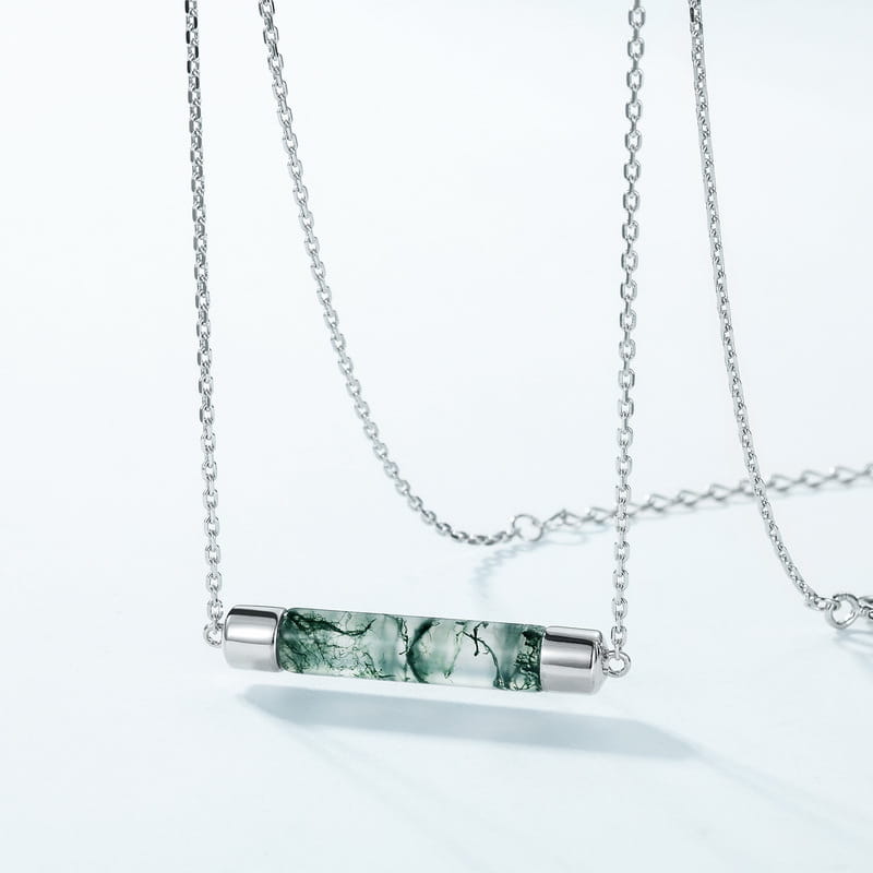 The Verdant Horizon | Horizontal Bar Moss Agate Necklace